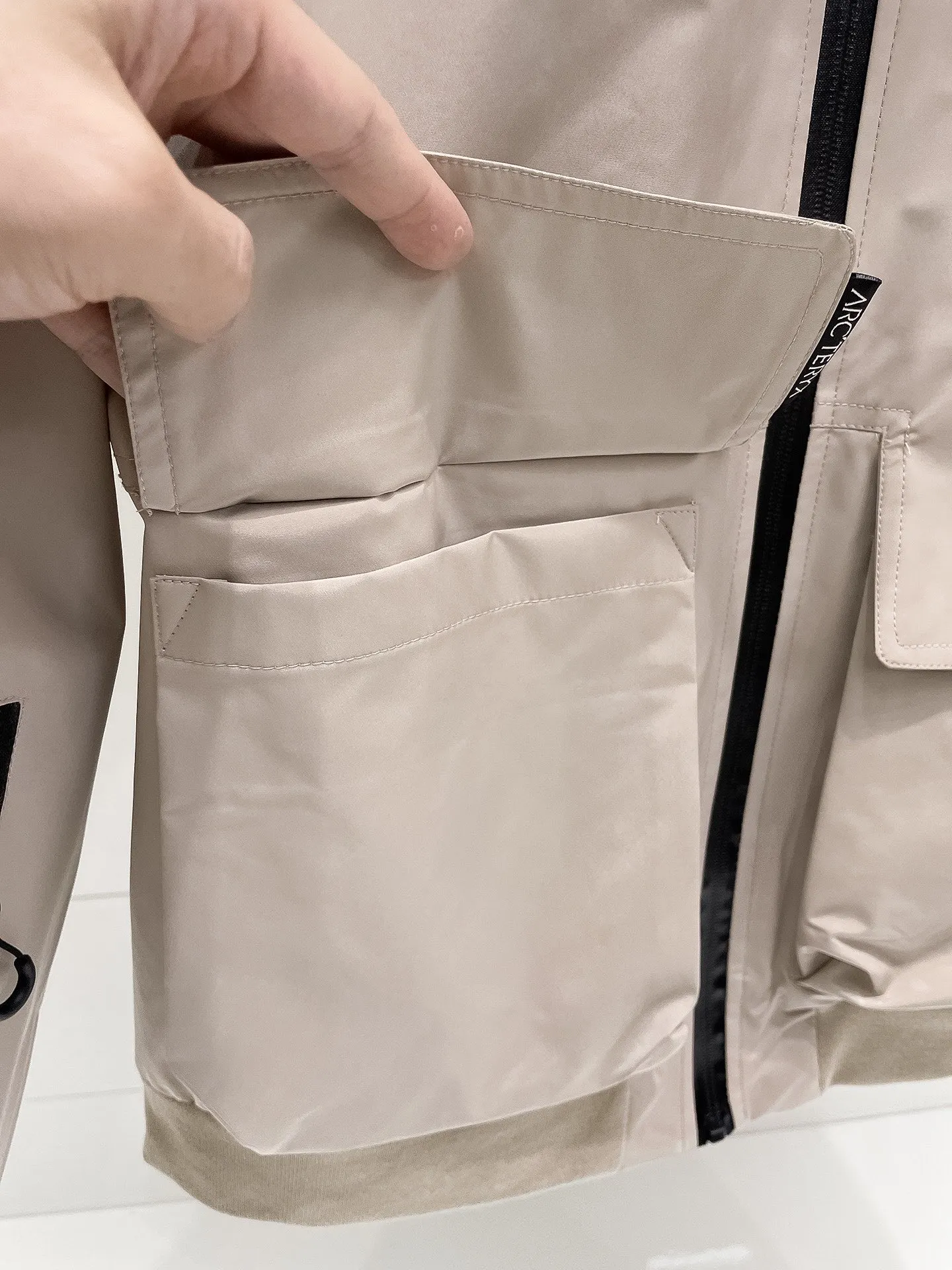 Same Style， ， 2026 New Arrival ， Original Premium Breathable ， ， ， Quality。 ， Sizes：M～3XL，
